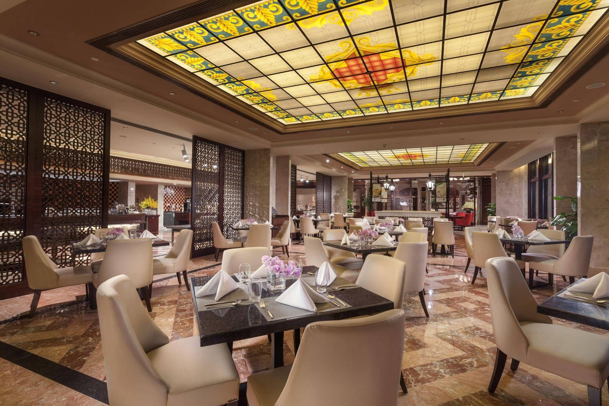 Holiday Inn Guangzhou Airport Zone Exterior photo